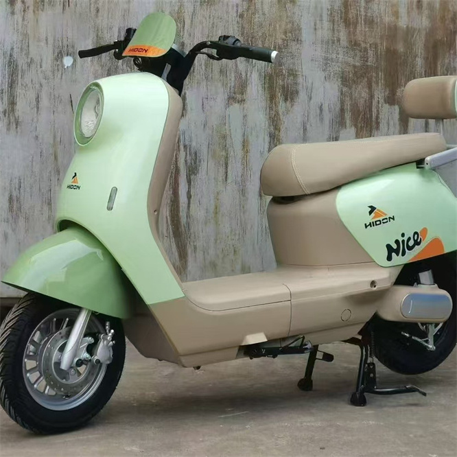 High-Speed 72 Volt Electric Motorcycle with Ultra-Long Endurance New 72 Volt Pedal Electric Vehicle for Cross-Border Export 